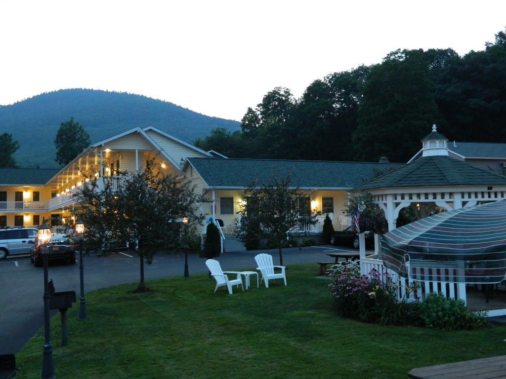 The Heritage Of Lake George Exterior foto