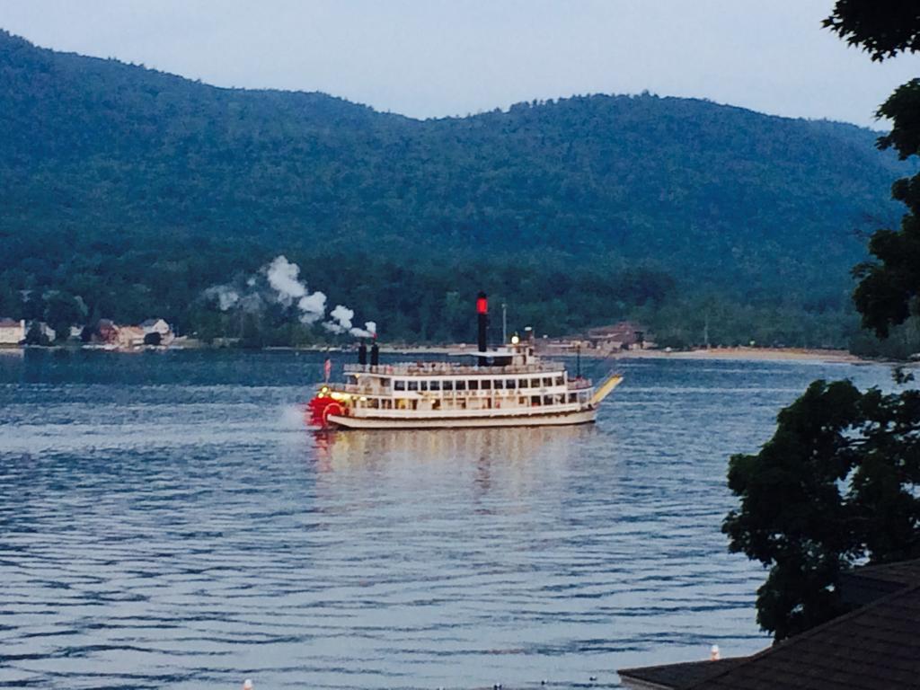 The Heritage Of Lake George Exterior foto